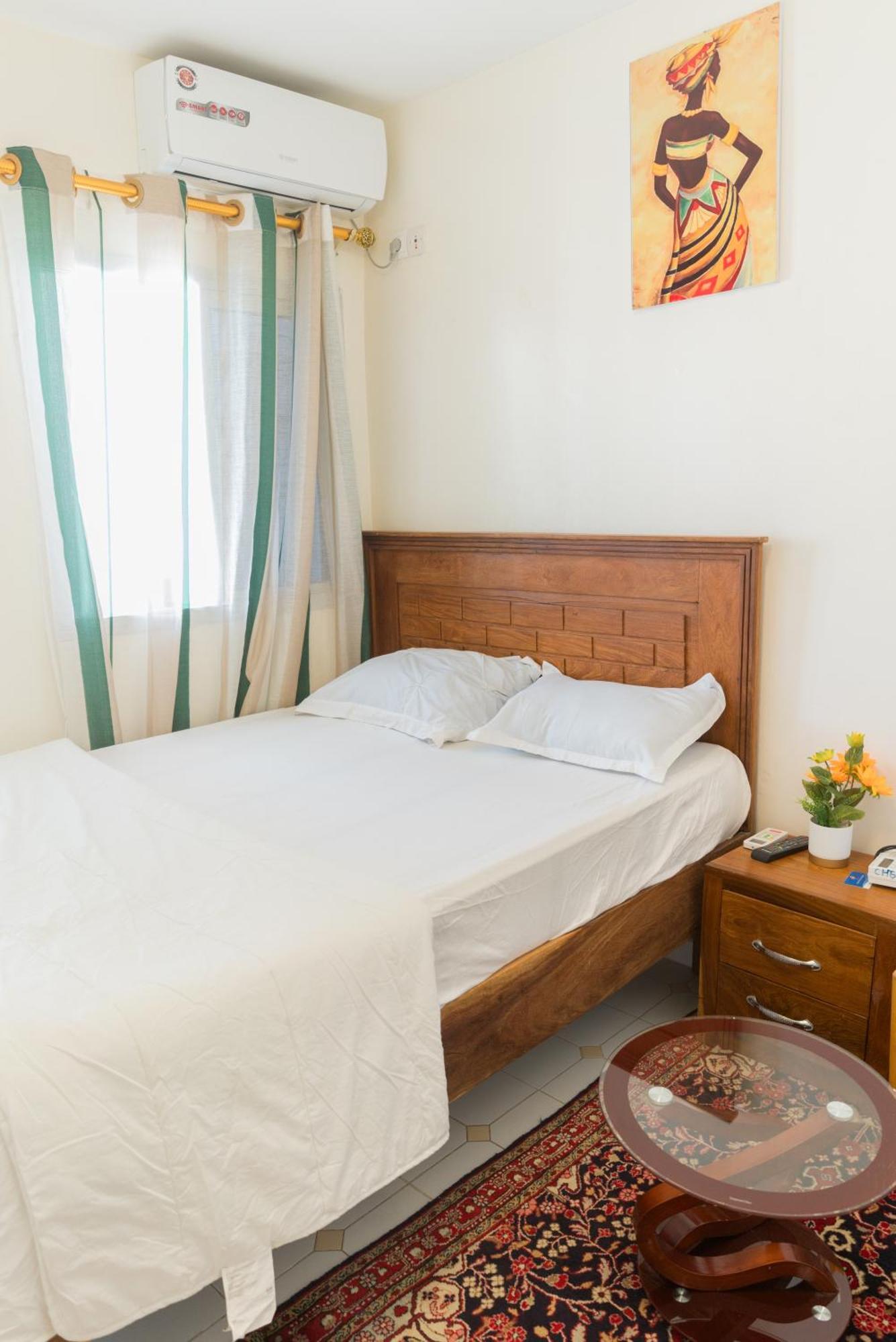 Residence Kane Diallo- Appartements Elegants Et Centraux A Дакар Екстериор снимка