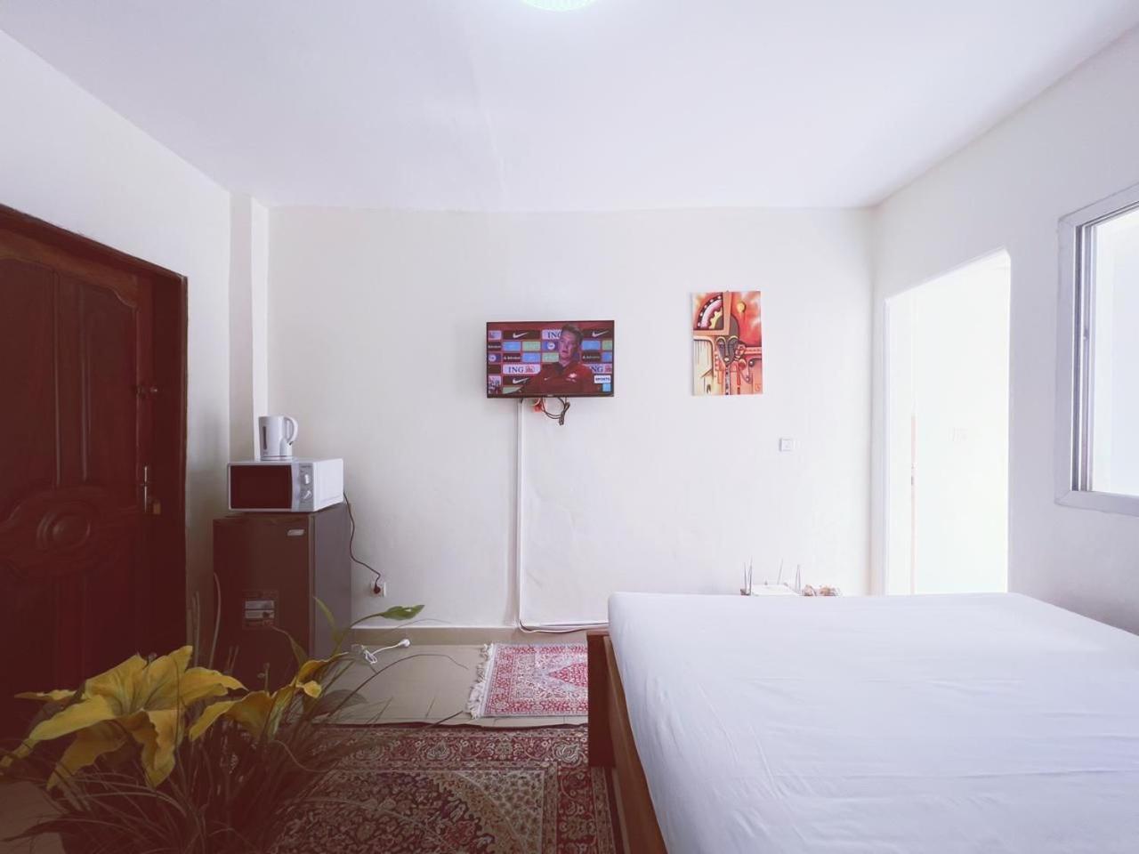 Residence Kane Diallo- Appartements Elegants Et Centraux A Дакар Екстериор снимка